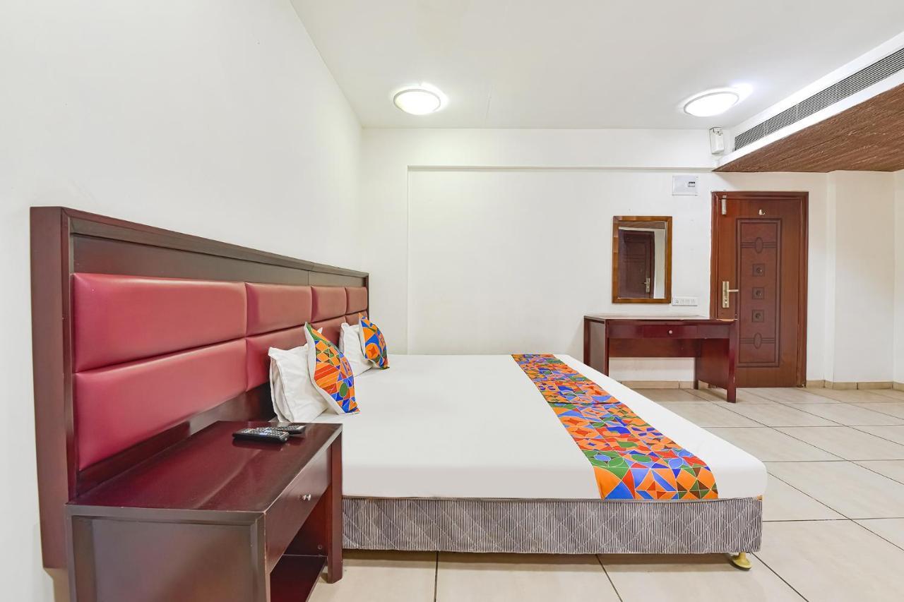 Fabhotel Gl Residency - Satellite Ахмедабад Экстерьер фото
